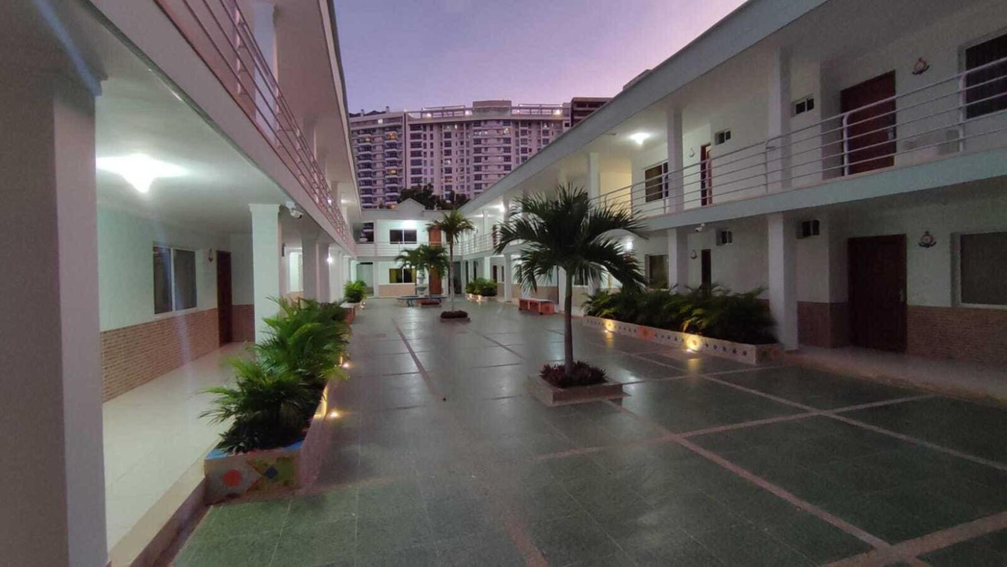 Hotel Fundacooedumag Rodadero Santa Marta  Extérieur photo